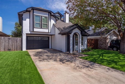 Photo of 1848 Woodhall Way, Fort Worth, TX 76134 (MLS # 21383498)