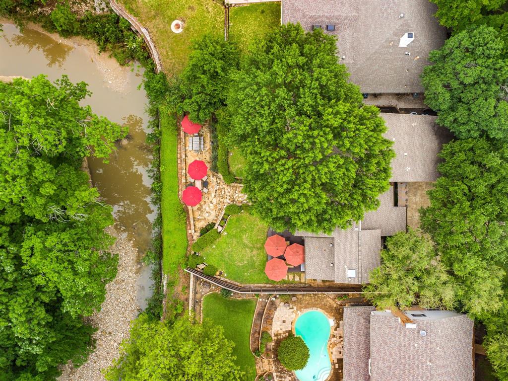 2718 W Prairie Creek Drive