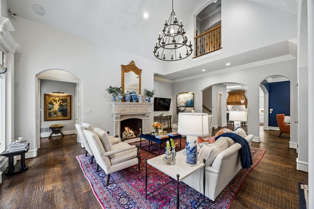 6 Bluff Park