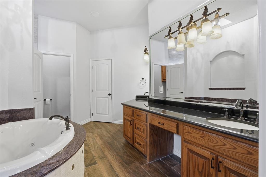 Decordova Bend Estate - Residential