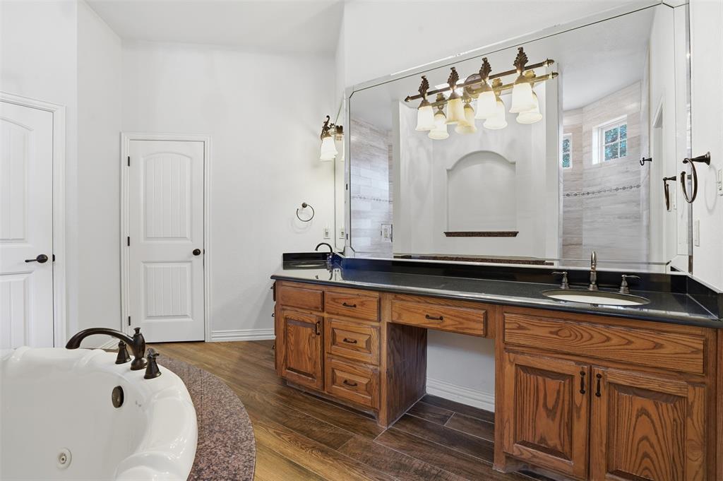 Decordova Bend Estate - Residential