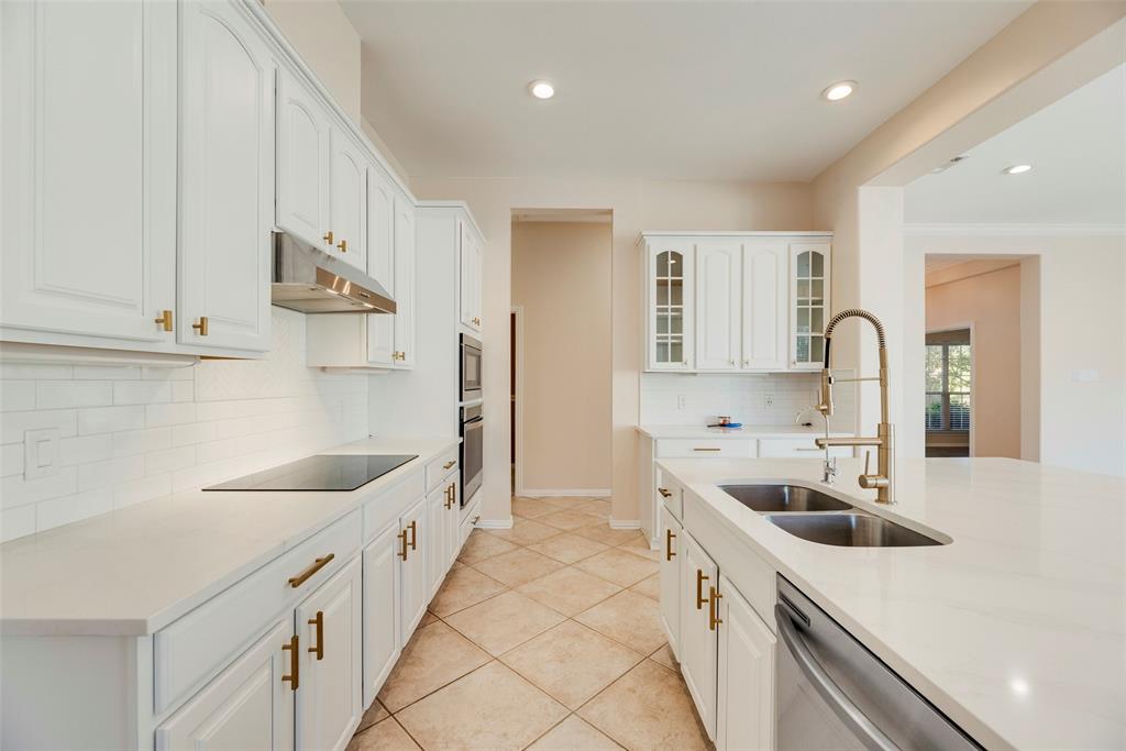 1527 Pleasant Run