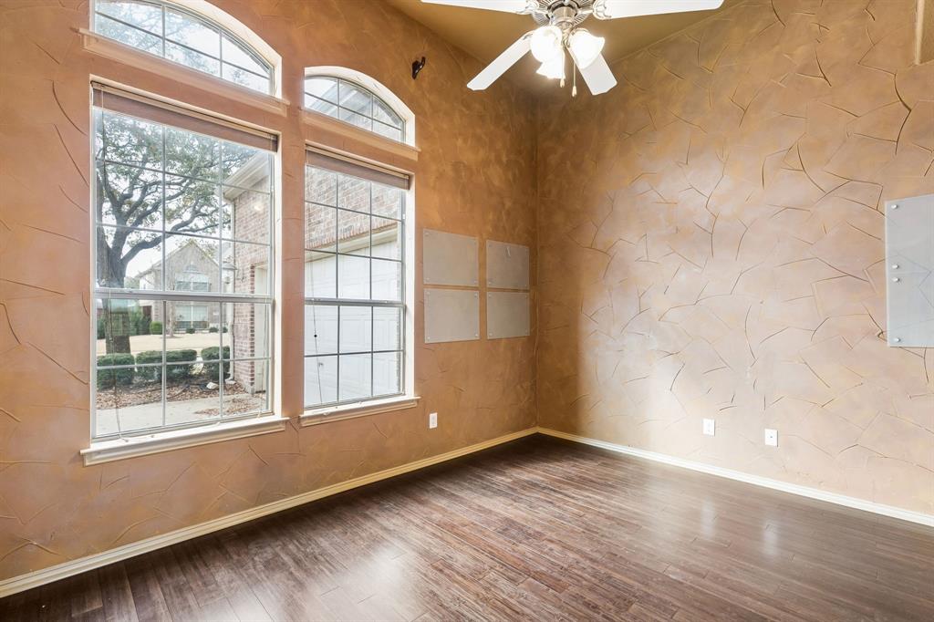 915 Fieldstone Drive