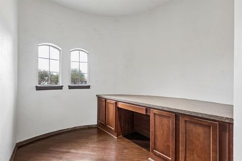 Tiny photo for 915 Fieldstone Drive, Cedar Hill, TX 75104 (MLS # 21198499)