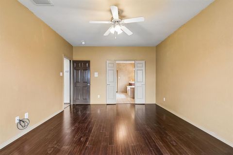 Tiny photo for 915 Fieldstone Drive, Cedar Hill, TX 75104 (MLS # 21198499)