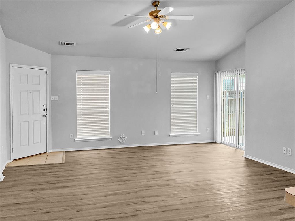 Alexandra Meadows - Residential Lease