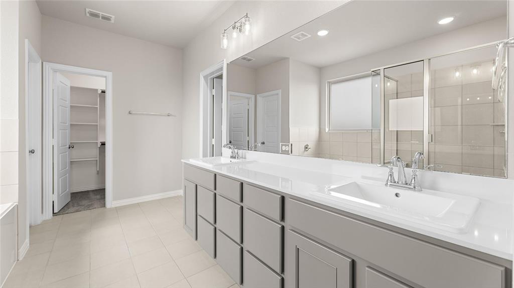 Country Hollow Sales Phase 1 - Residential