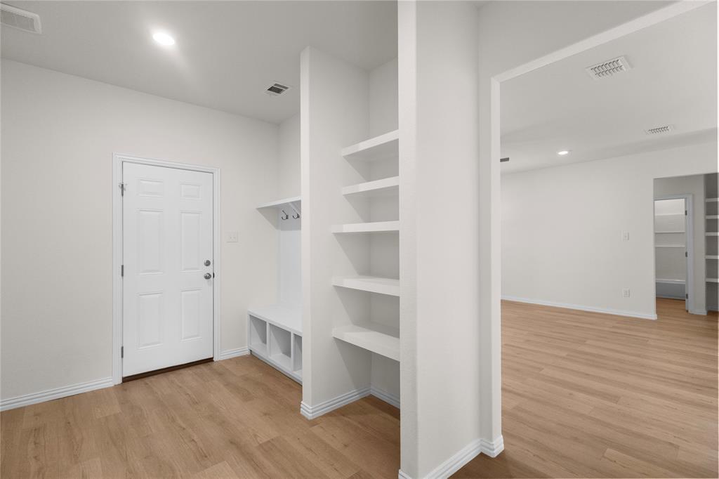 THE ESTATES - Residential