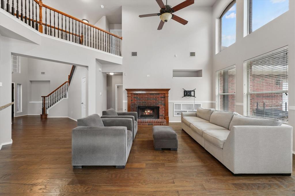 Lakes Of Highland Oaks The - Residential