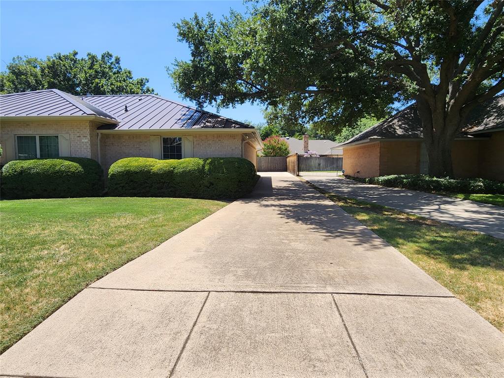 Country Day Estates - Residential