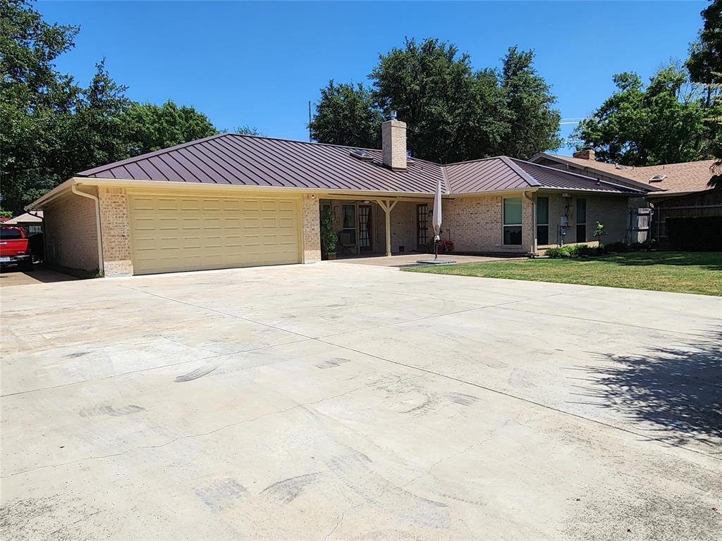 Country Day Estates - Residential