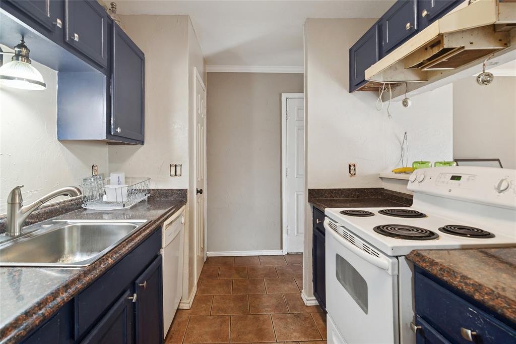 Cimarron Court Condo Ph 1 - Residential