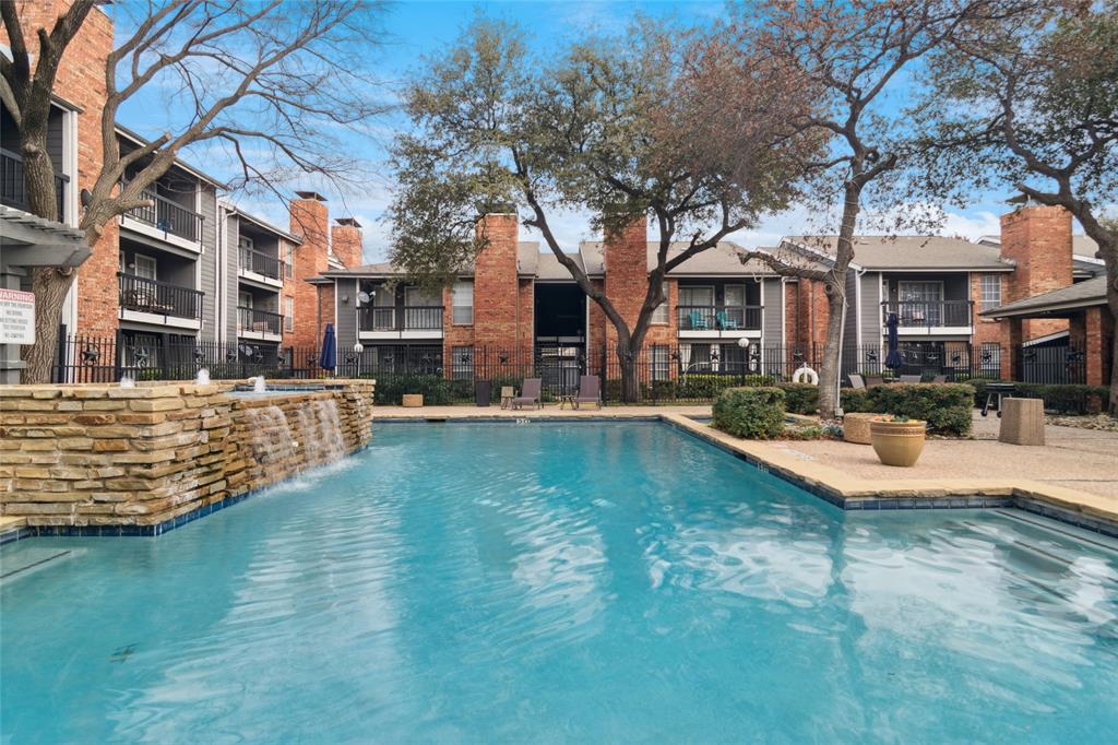 Cimarron Court Condo Ph 1 - Residential