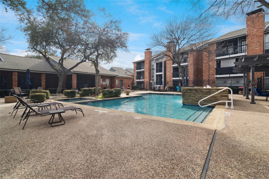 Cimarron Court Condo Ph 1 - Residential