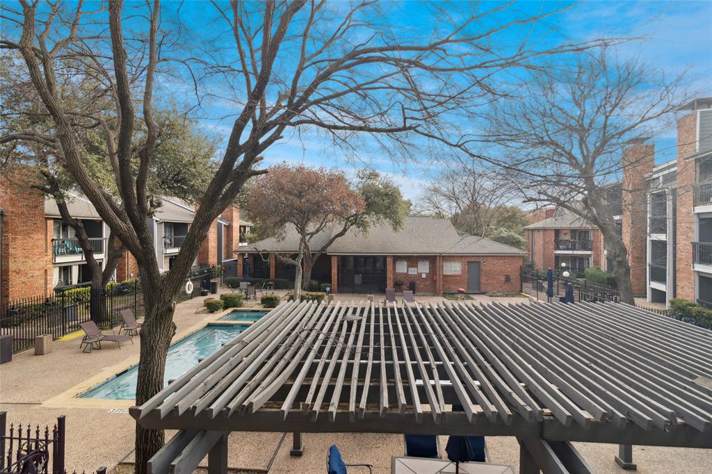 Cimarron Court Condo Ph 1 - Residential