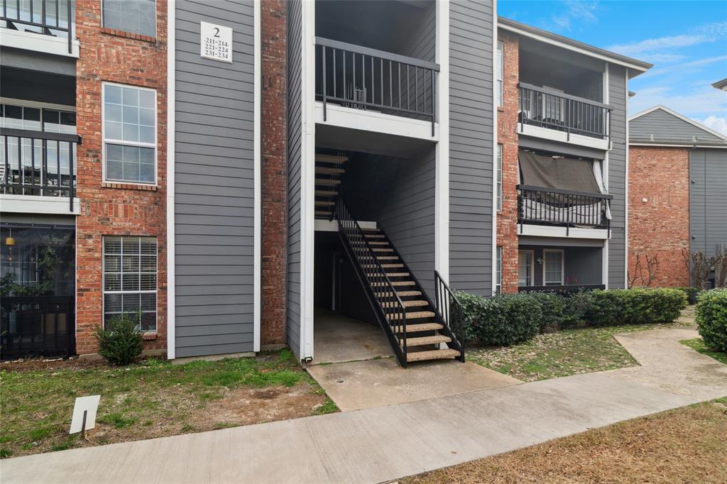 Cimarron Court Condo Ph 1 - Residential