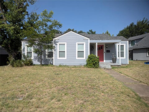 Photo of 2017 Owens Street, Haltom City, TX 76117 (MLS # 21370630)