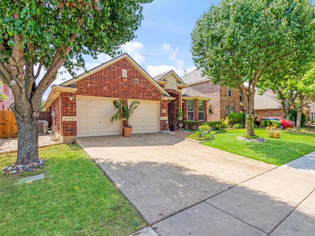 2703 Cove Drive