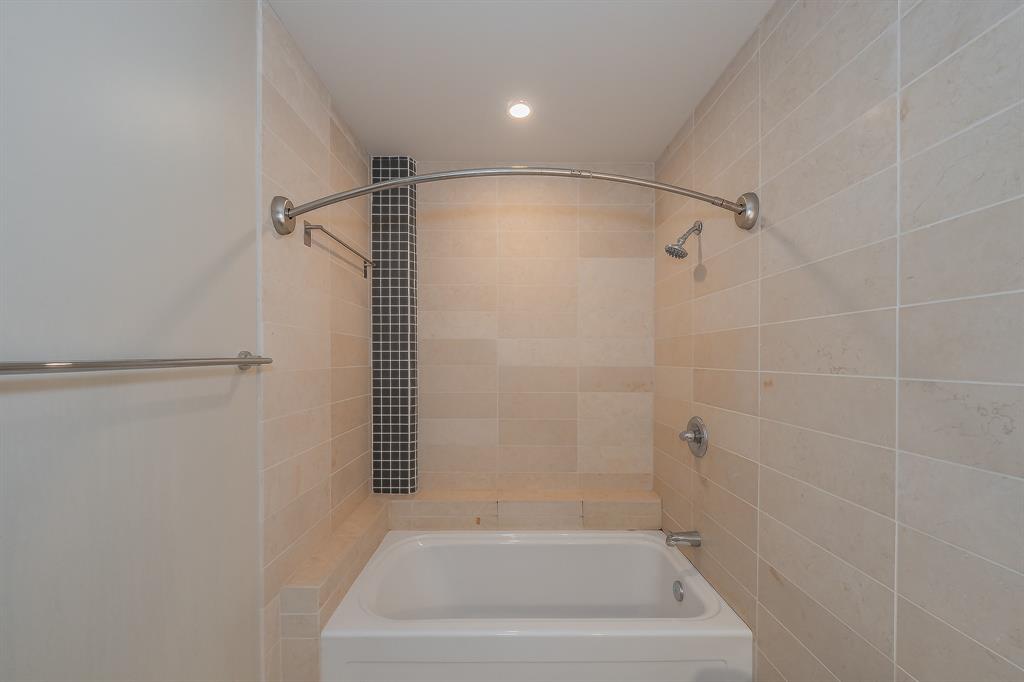 One Montgomery Plaza Residence Condo - Residential Lease