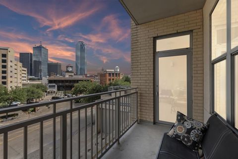 2323 N Houston Street 308 Dallas TX 75219