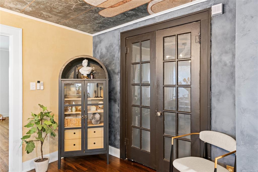 4117 Herschel Condo - Residential