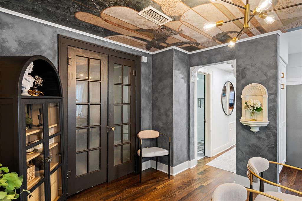 4117 Herschel Condo - Residential