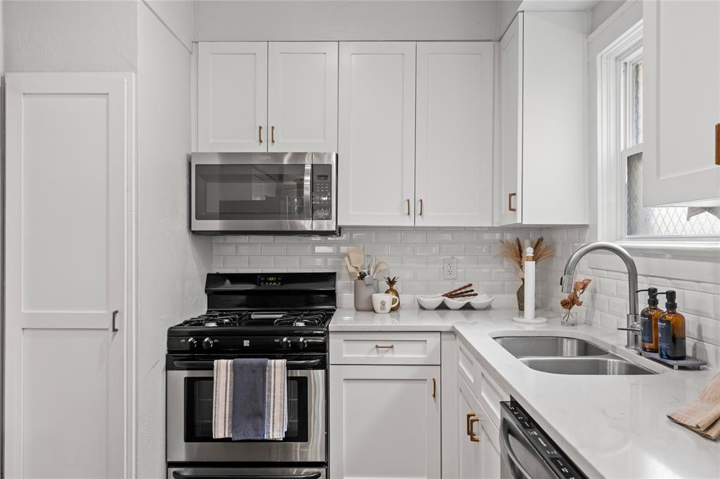 4117 Herschel Condo - Residential