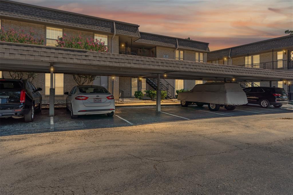 Royale Orleans - Residential