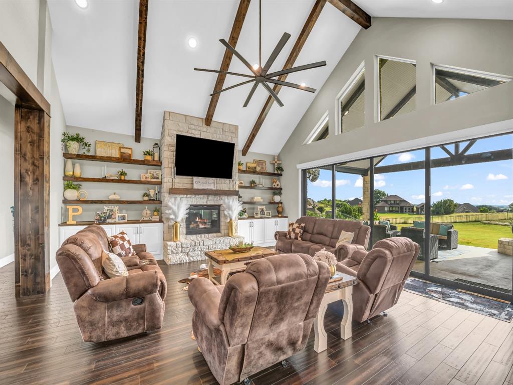 Canyon West - Residential