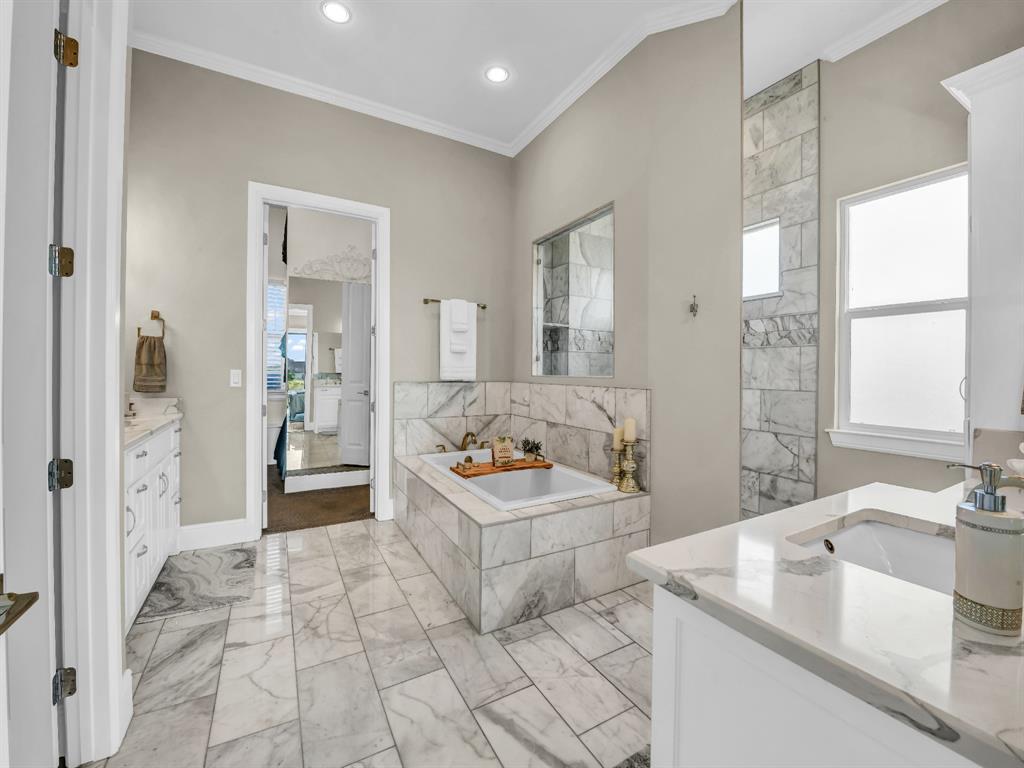 Canyon West - Residential