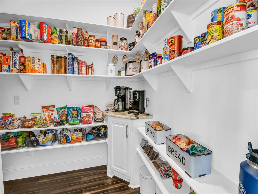 Canyon West - Residential