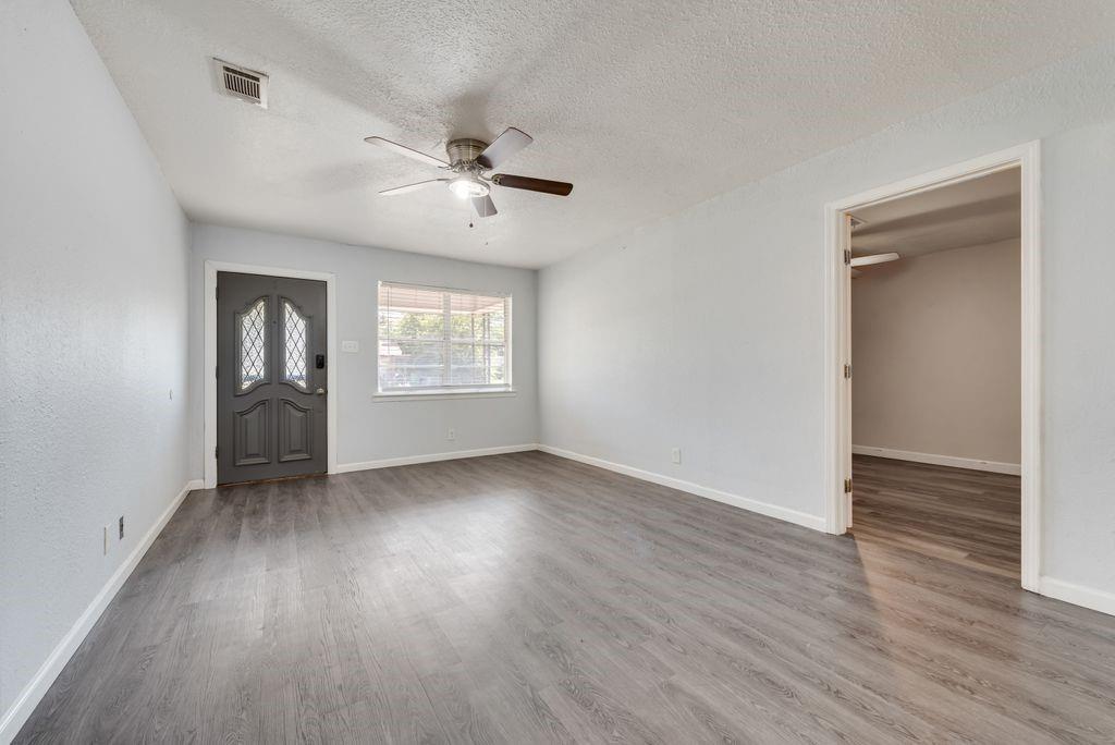 Oakridge Haltom City - Residential
