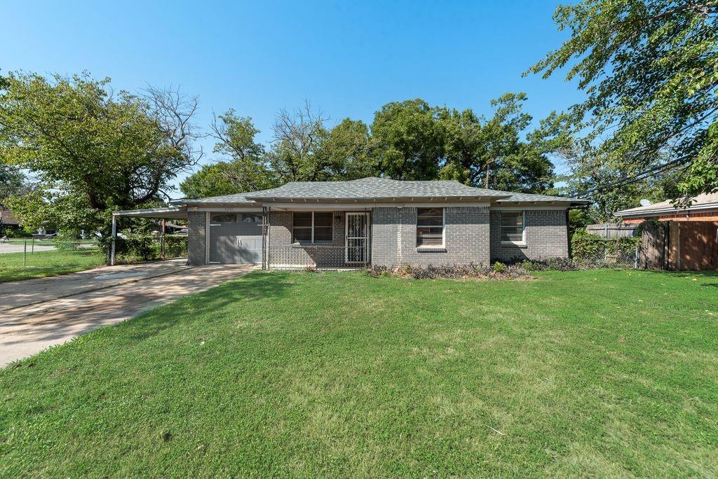 Oakridge Haltom City - Residential
