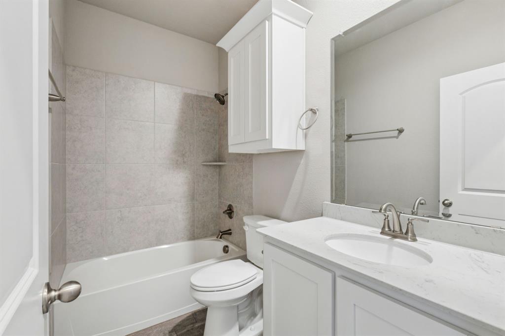 Live Oak Crk - Residential