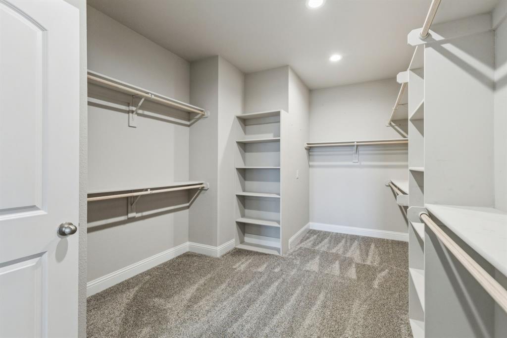 Live Oak Crk - Residential