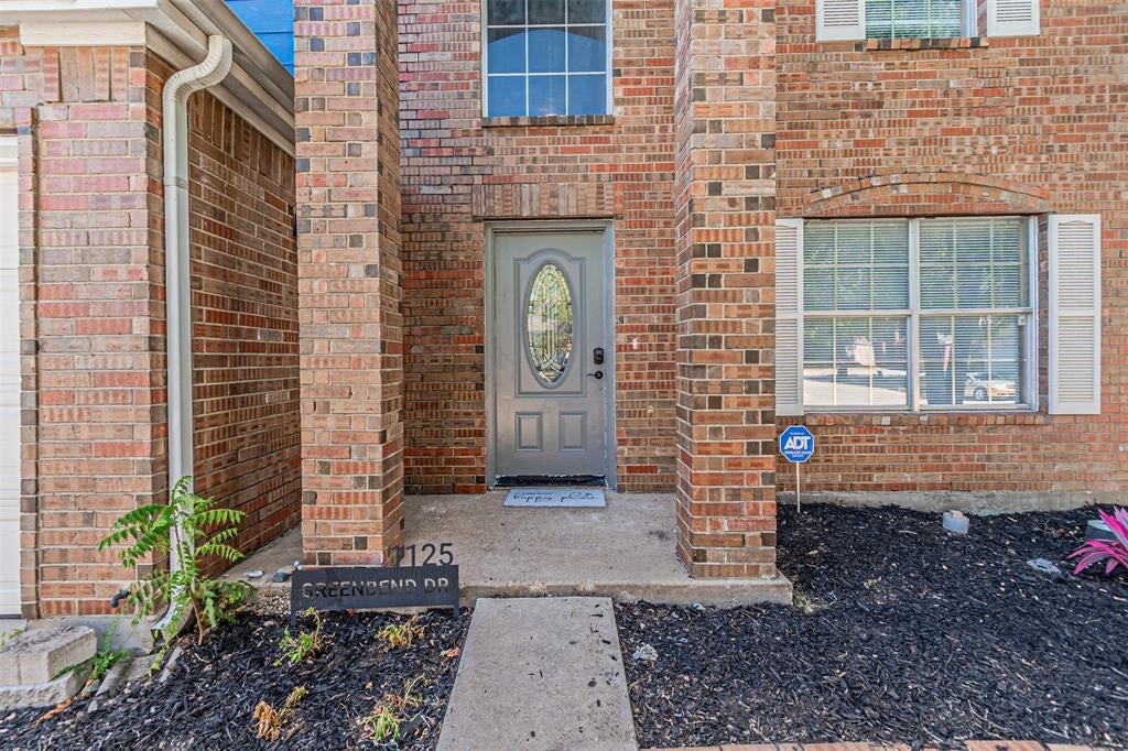 1125 Greenbend Drive