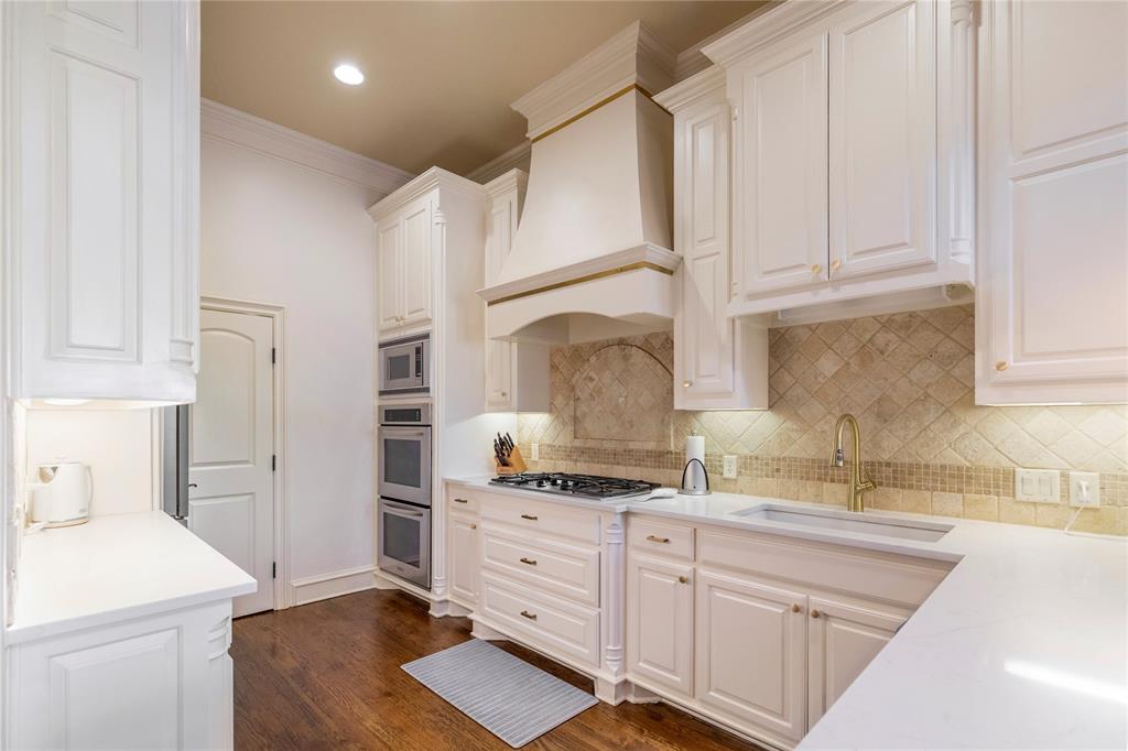 Villas At Oak Pointe The - Residential