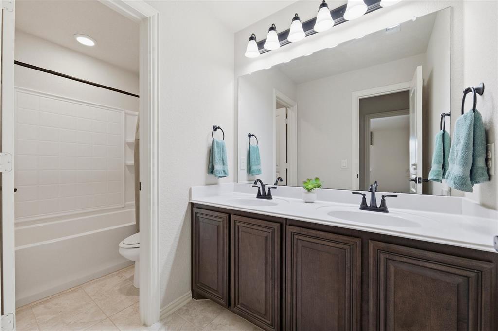 Fossil Hill Estates - Residential