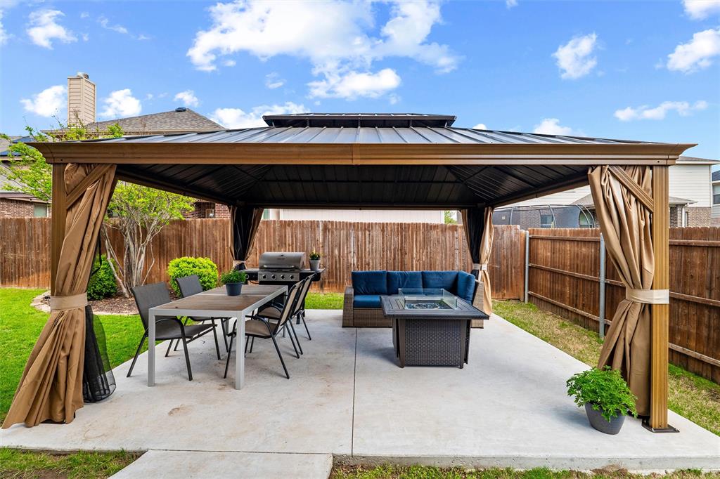 Fossil Hill Estates - Residential