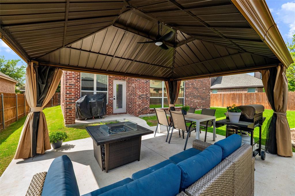 Fossil Hill Estates - Residential