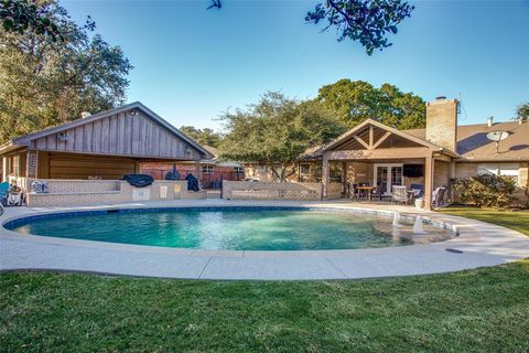 4321 Selkirk Drive W Fort Worth TX 76109