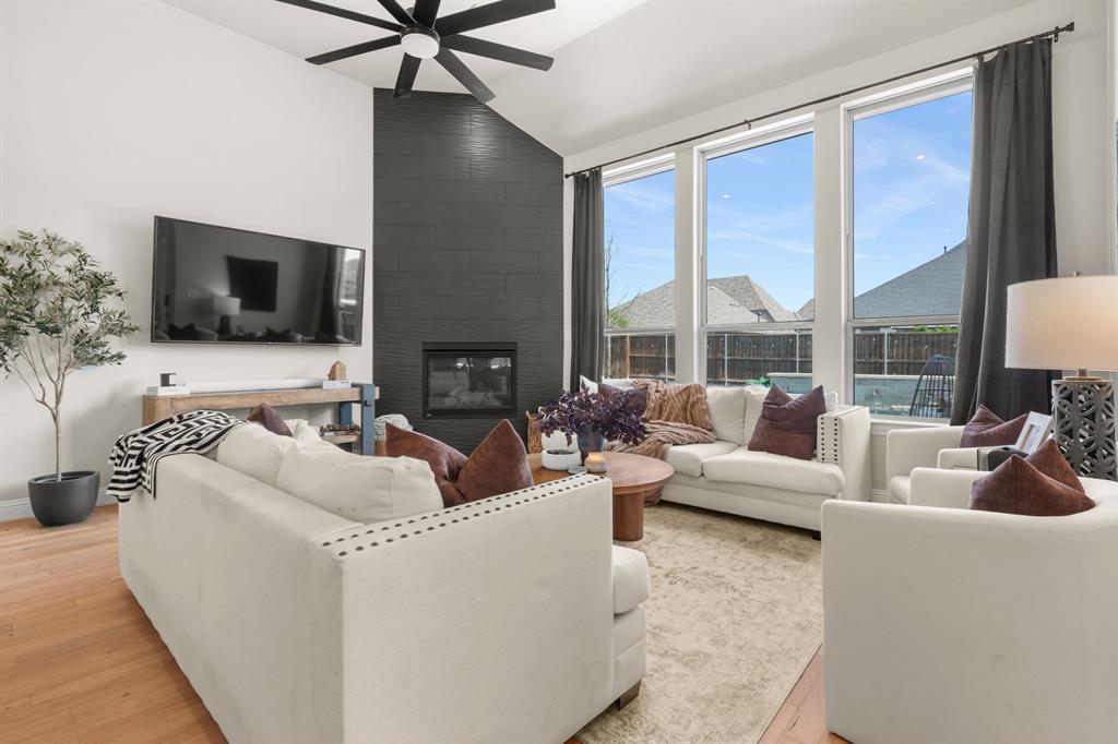 Canyon Falls - Residential