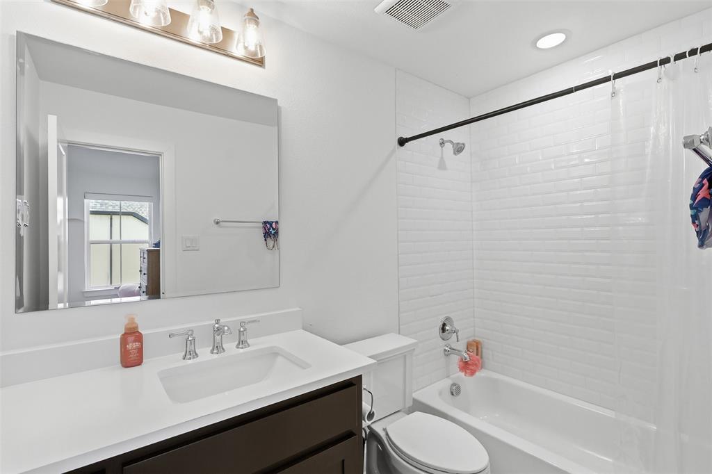 Mustang Lakes Ph Five - Residential