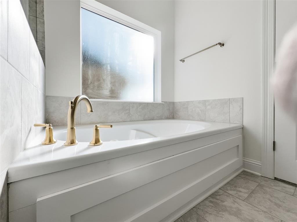 Edgewater - Residential