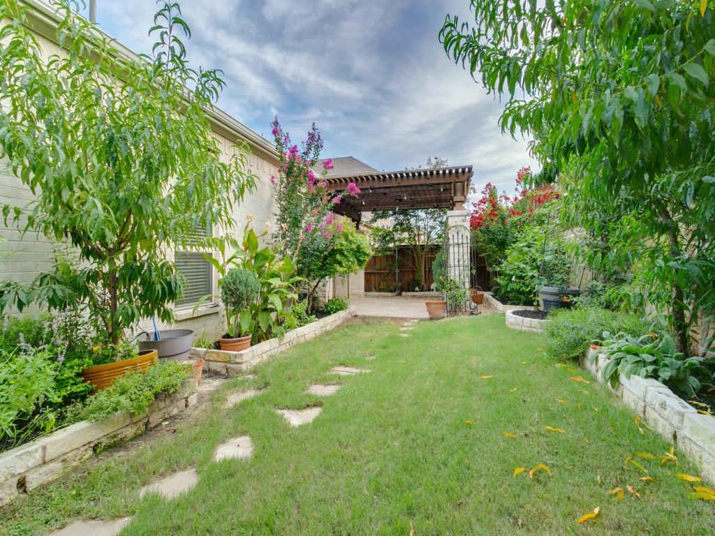 Estancia - Residential