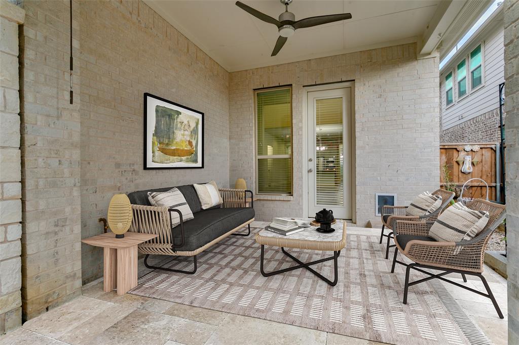 Estancia - Residential