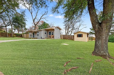 1710 W Crawford Street Denison TX 75020