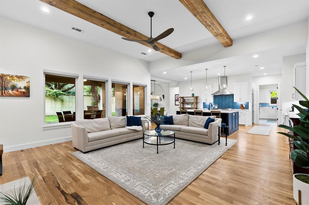 1206 Whisper Rock Drive