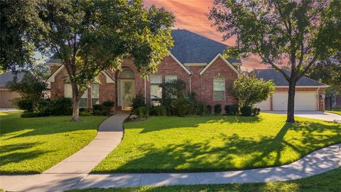 Photo of 705 Martha Court, Keller, TX 76248 (MLS # 21084049)