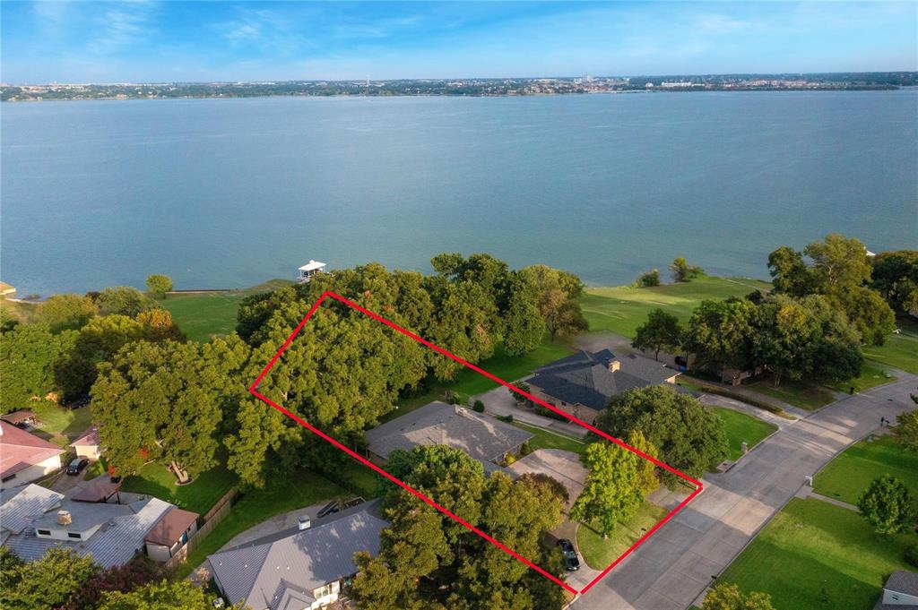 312 Point Royal Drive